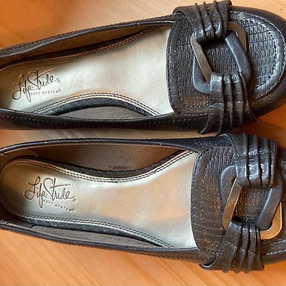 Life Stride Women's Black Loafers